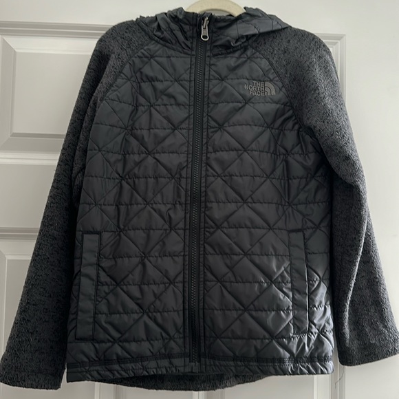 The North Face Hooded Jacket - Picture 1 of 8